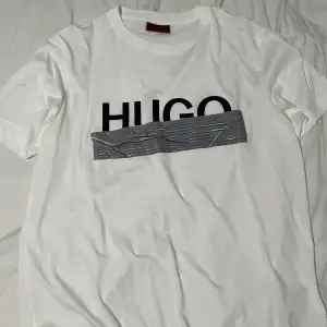 Hugo T-shirt i gott skick