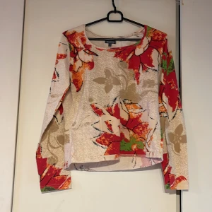 Topp - Topp från street one! I bra skick 