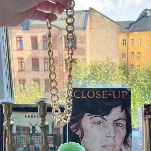 Guldfärgad kedja - Knappt använd och i bra kvalité 💛