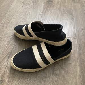 Selling Gant espadrillos. Wear only 1 time. Selling because its too big