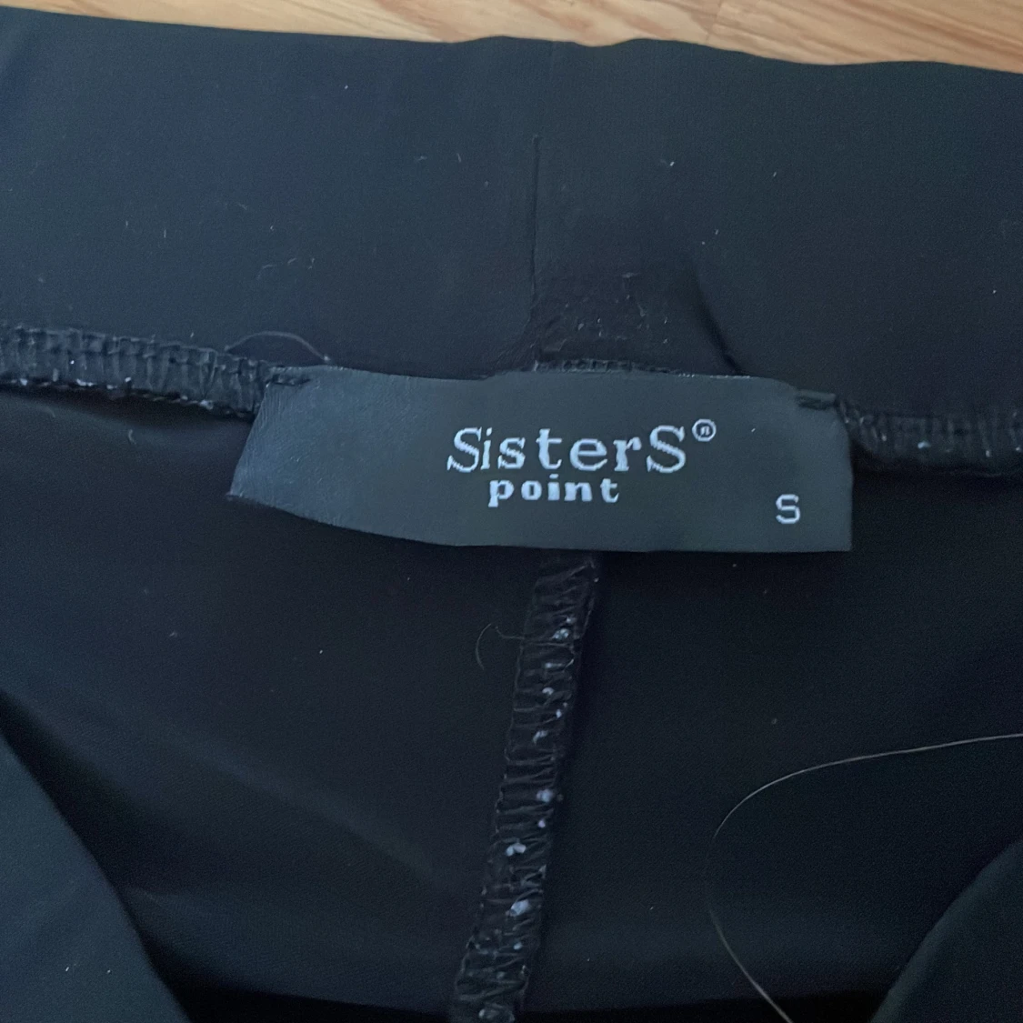 Svarta bootcut byxor - 90