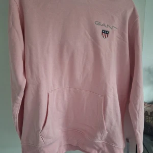 Gant Hoddie - Rosa gant hoddie i bra skick 