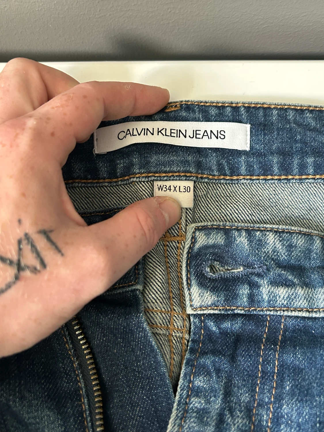 Calvin Klein Jeans  - 90
