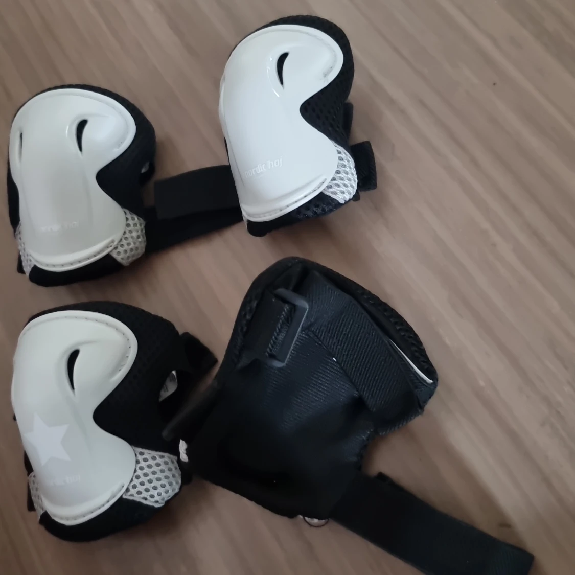 Barn skydd för knä och armbågar - 66