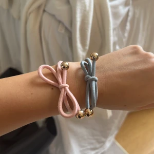 Hårdnodd - Säljer båda för 99kr frakt inkuderat🩷🩵