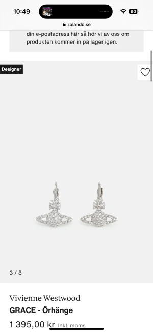 Vivienne Westwood örhängen - 1 st (EJ par) då jag beställt nya pga att jag tappat bort det andra örhänget. 