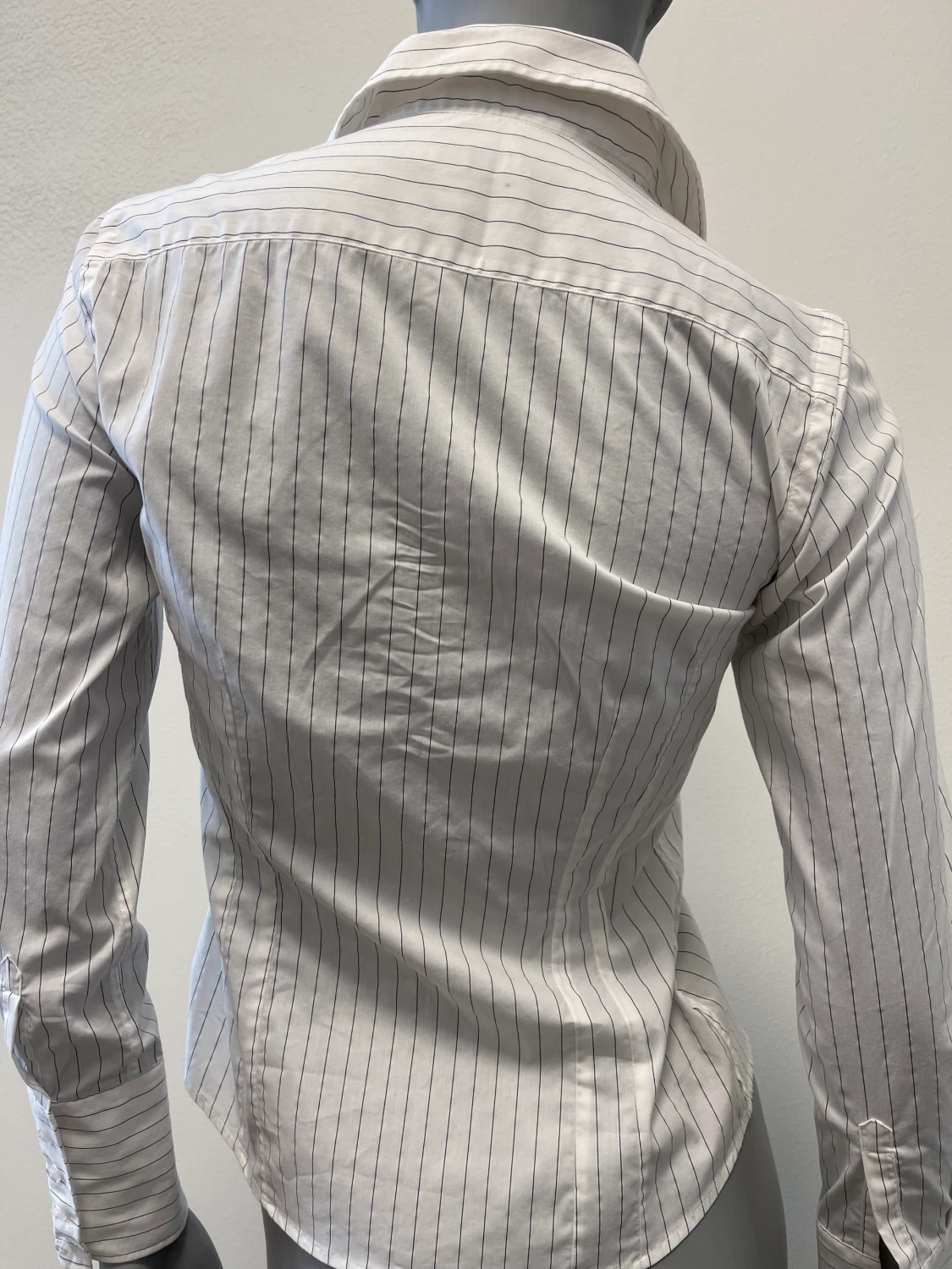 Blus vit färg  - 90