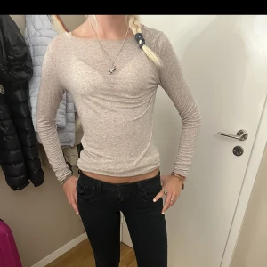 Intimissimi tröja - Jätte snygg tröja ifrån intimissimi, jätte bra skick