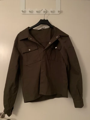 Grön na-kd tröja  - Na-kd tröja inte använd mycket 