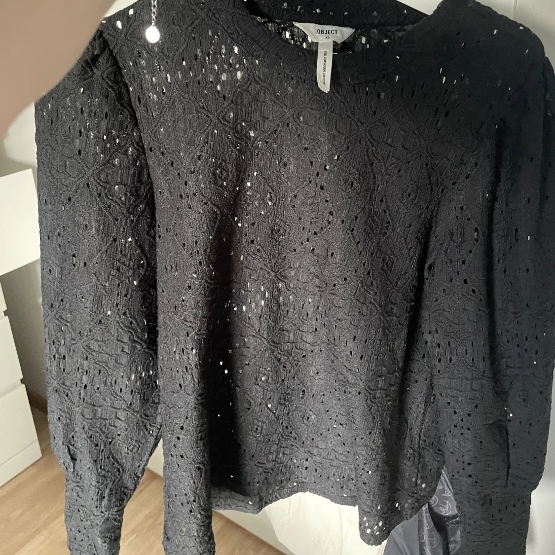 Fin svart tröja från object  - 90