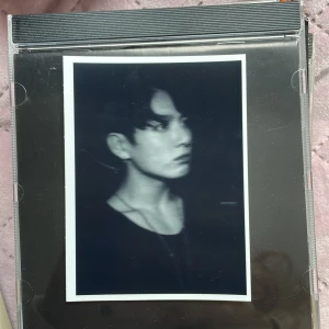 Bild!  - En super snygg bild på Jungkook från BTS som inte kommer till något användning! Skriv om du är intresserad eller har frågor! 💜 GRATIS FRAKT JUST NU! Passa på! 