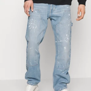 Weekday Carpenter Jeans  - Carpenter Jeans från Weekday som tyvärr aldrig blivit använda pg.a fel storlek