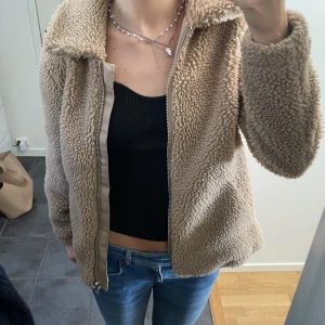 Jacka - Teddyjacka från h&m☺️