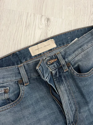 Jeanerica jeans - Långa raka jeans, perfekt blå färg👌 super sköna och lite strechiga!! Bra skick 
