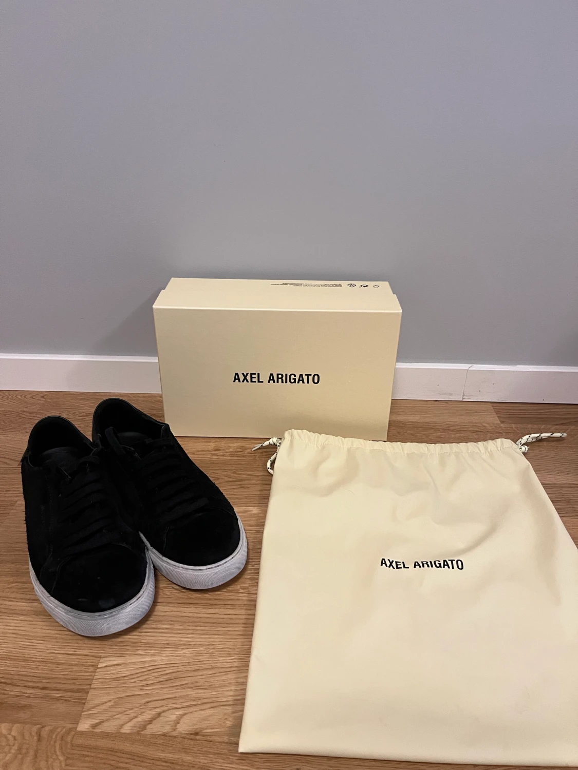 Axel Arigato Clean 90