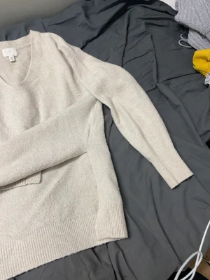 Tröja  - Varm och kall tröja passar alla värde