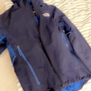 Northface jacka  - Vindjacka från northface i storlek M
