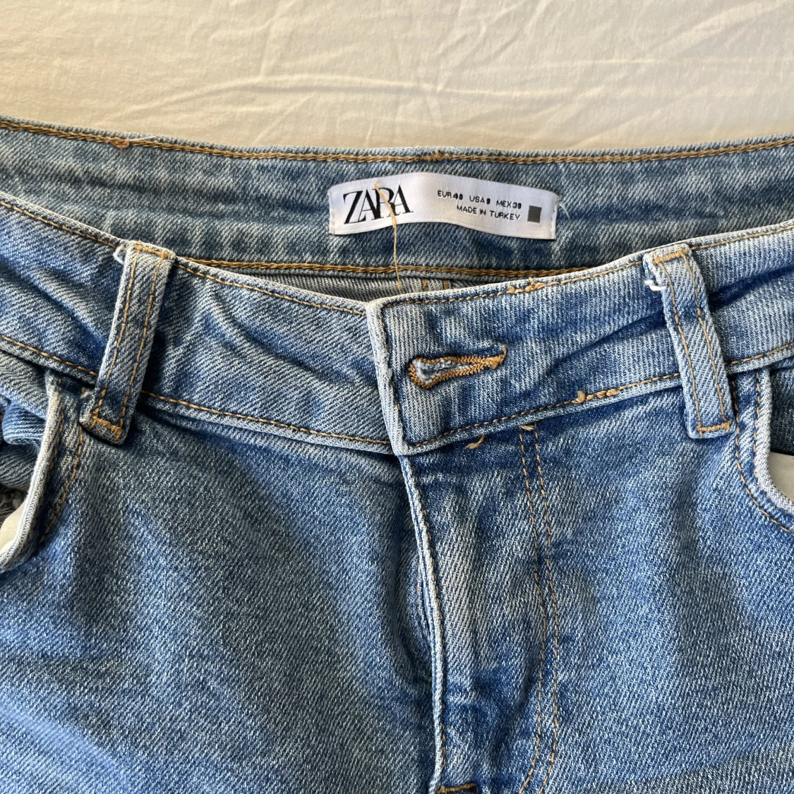 Bootcut lågmidjade ZARA jeans - 90