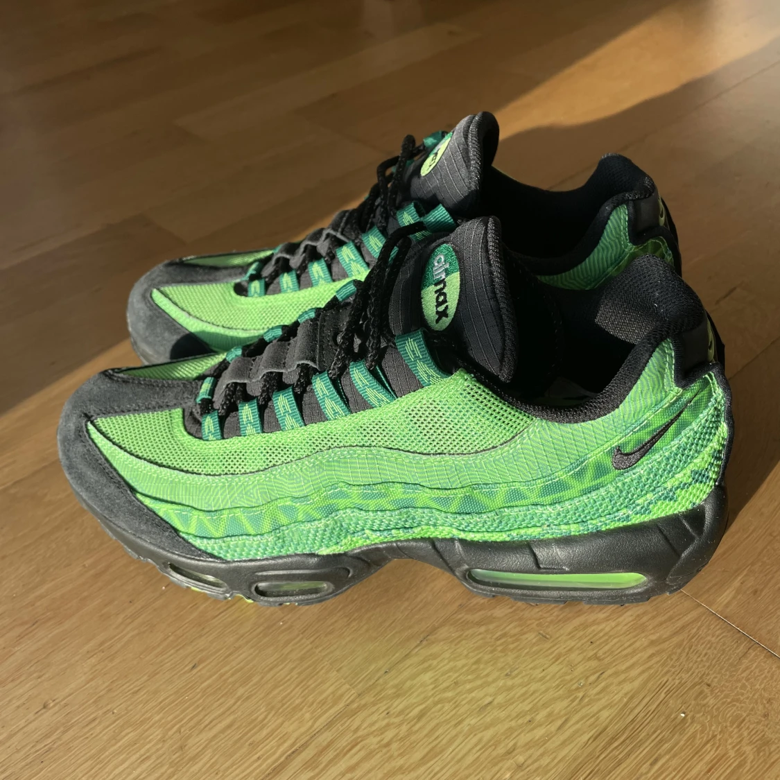 Air max 95 naija  - 90