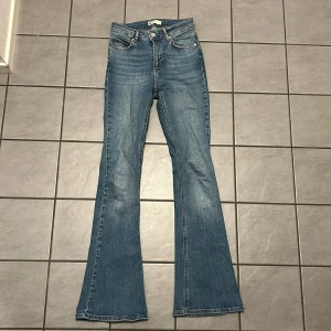 Bootcut jeans - Bootcut jeans från ginatricot!💞