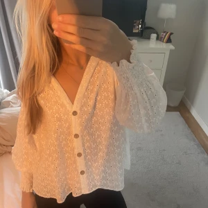 Gullig blus - Så gullig blus!