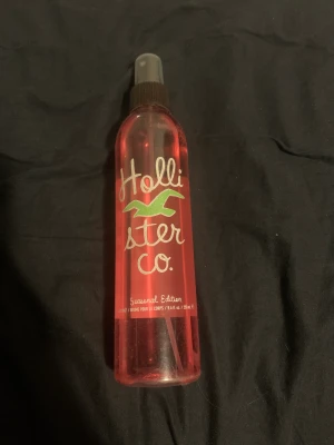 Hollister parfym  - Luktar gott 