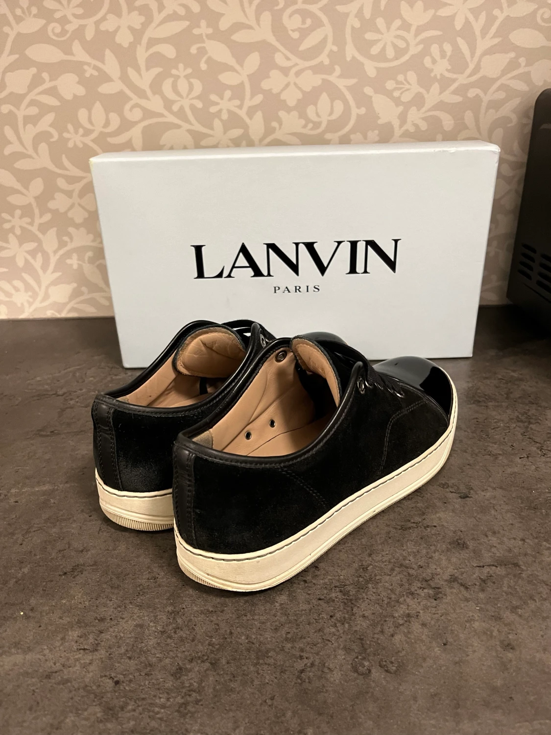 Lanvin  - 90