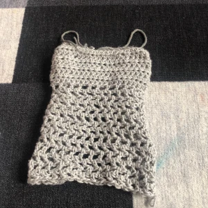 Stickat linne - Secondhand köpt stickat linne. Ingen lapp, storlek S ungefär