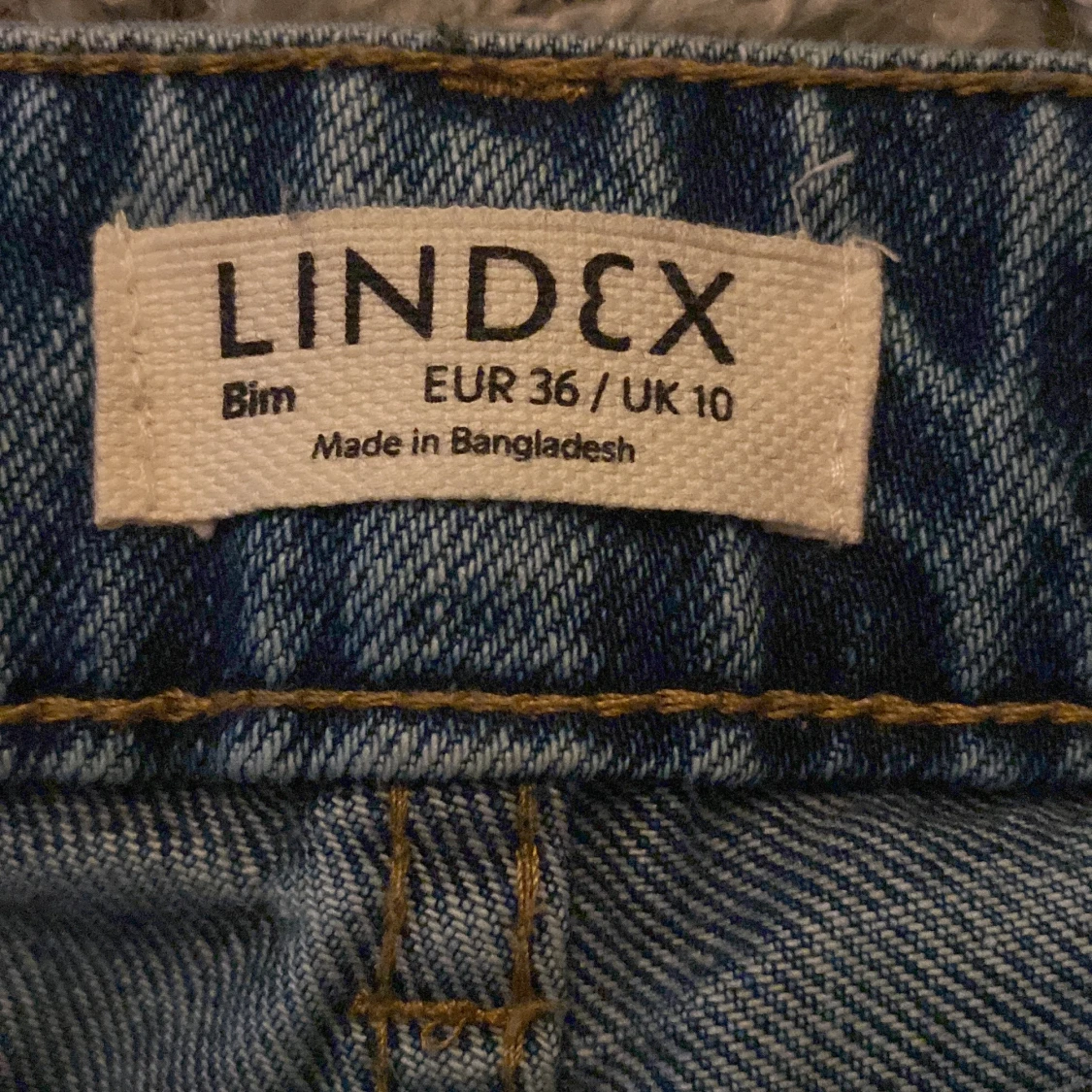 Utsvängda jeans  - 91