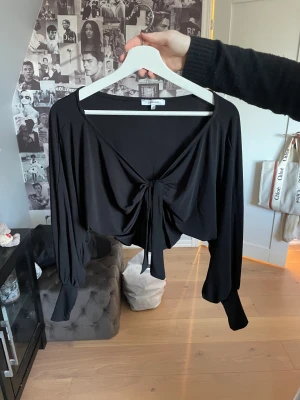 Fest topp - Ny skick, sitter jättefint på❤️