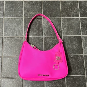 Steve Madden rosa väska  - Fint skick