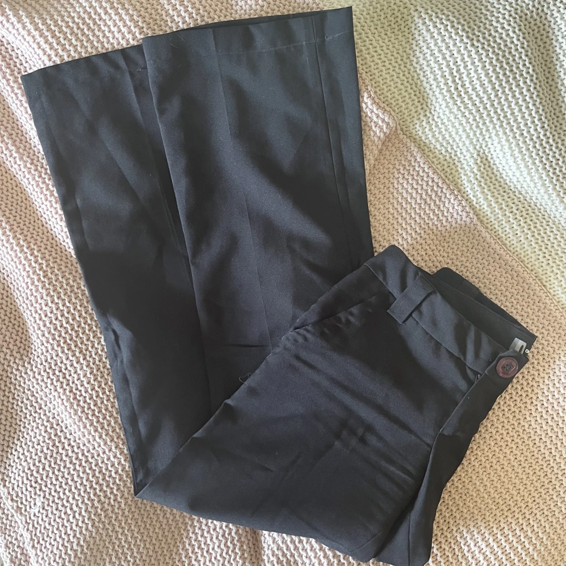 Lågmidjade kostymbyxor