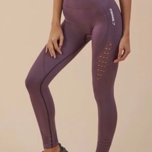 Gymshark - Säljer då dom inte används, använda väldigt få gånger!