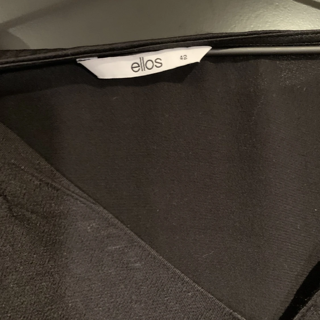 Svart sidenblus - 91