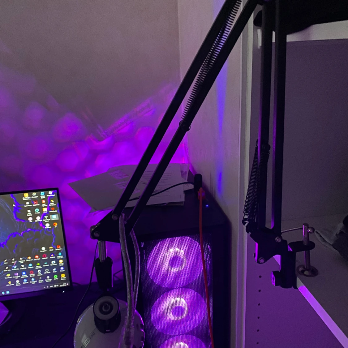 Logitech Blue Snowball - 91