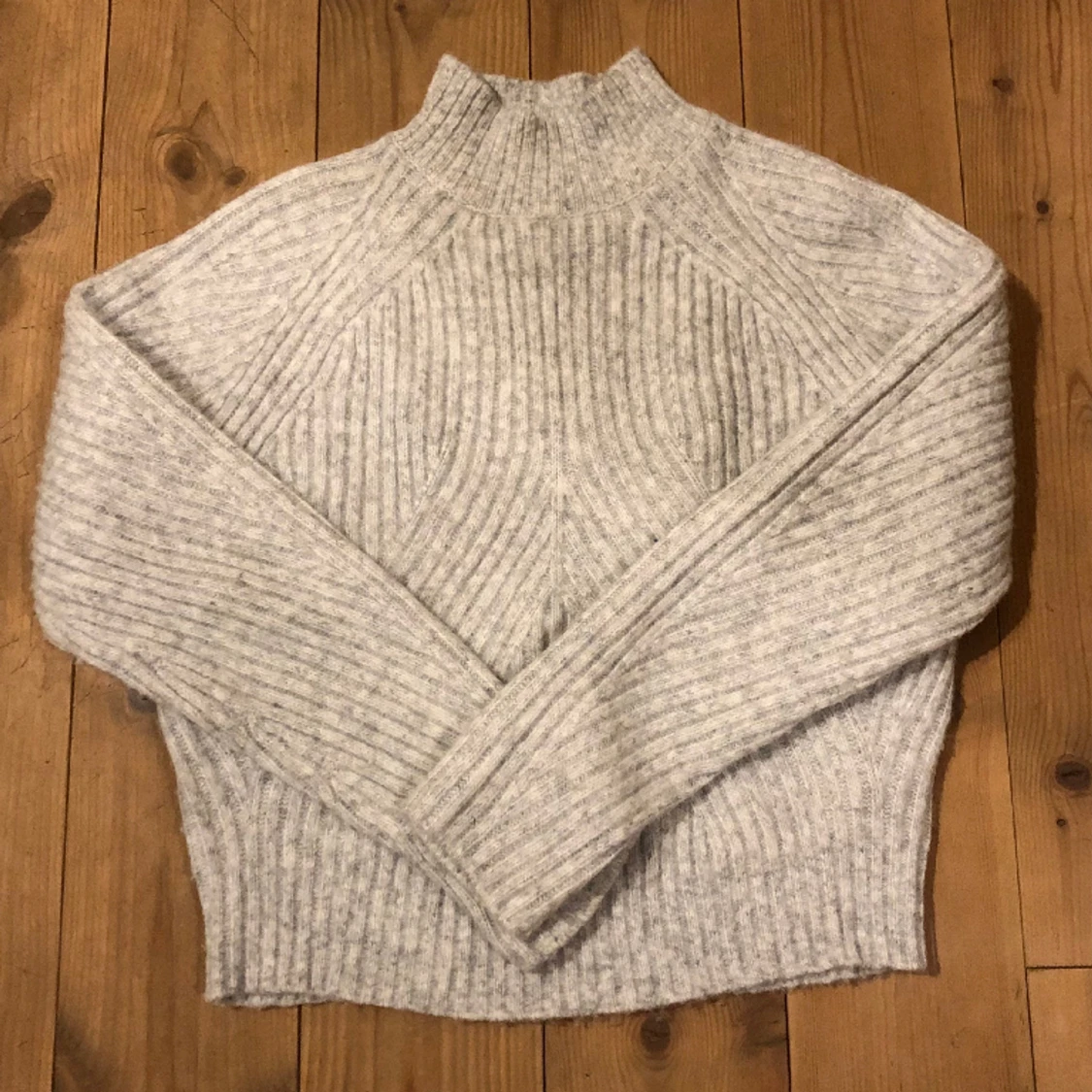 Stickad tröja