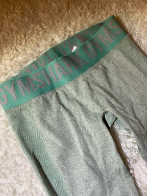 Gymshark tights  - Lågmidjade, ankellängd. Små i storlek 