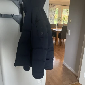 J.Lindberg jacka - Storlek S  Passar perfekt för M