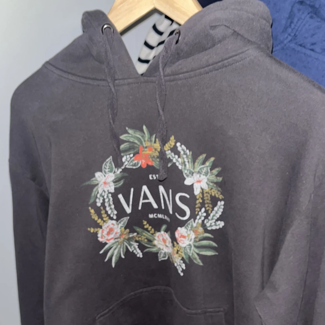 Vans hoodie - 91