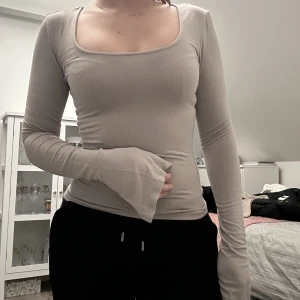 Långärmad tröja gina  - Långärmad tröja från Gina💗