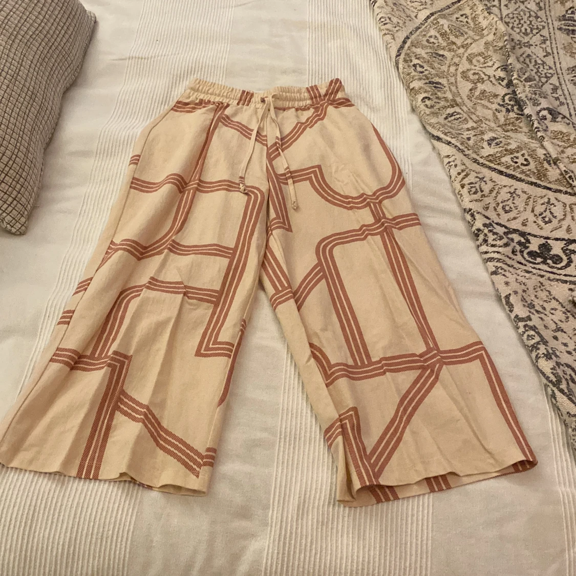 vida mönstrade byxor  - 91