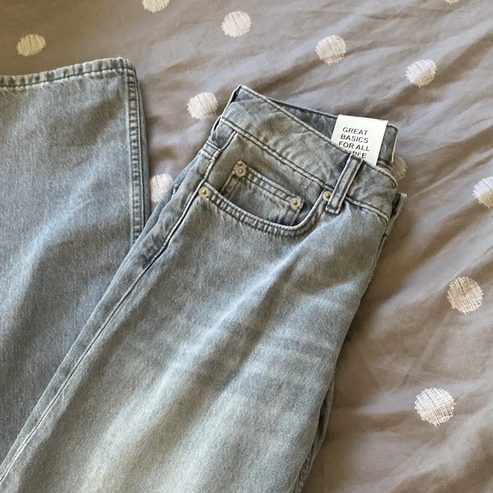 Helt nya lager 157 Icon jeans i ljus grå färg . Aldrig använda, ny pris 400kr. Stork xs❤️ skriv ifall intresserad . Jeans & Byxor.