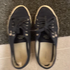 Gant skor - Gant skor låga Super snygga Passar till allt Storlek 38