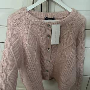 En helt ny supersöt knit från chiquelle med etikett kvar! 