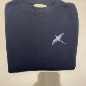 Arigato sweatshirt inprincip i ny skick, vid snabbaffär kan pris diskuteras.