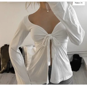 Design by si  - Design by si tröja, knappt använd. Skriv för fler bilder ☺️