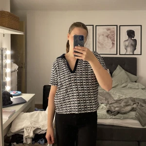 T-shirt - Aldrig använd Skriv för mer info eller bilder ❤️