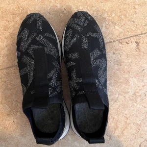 MK skor  - Äkta MK skor Använd fåtal ggr