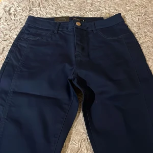 Jeans - Ett par jättefina jeans från cappuccini i ett jättefint skick 