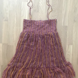 zara klänning - gullig klänning 